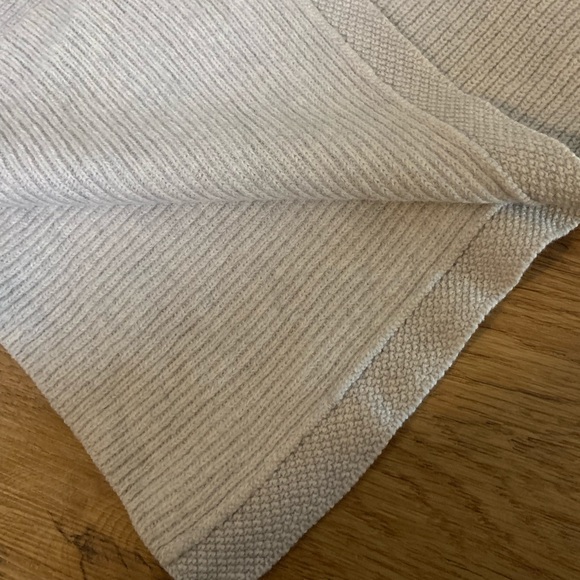 WILFRED| DURANDAL ITALIAN WOOL SLEEVELESS TOP - Picture 6 of 8